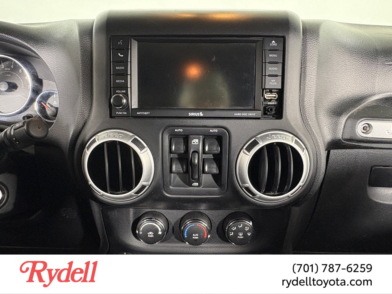 2013 Jeep Wrangler Unlimited Sahara