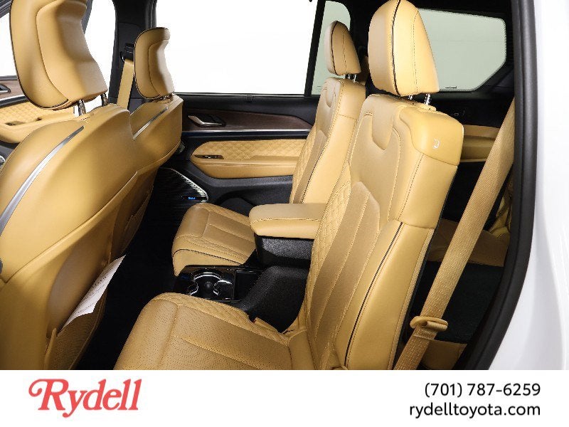 2023 Jeep Grand Cherokee L Summit