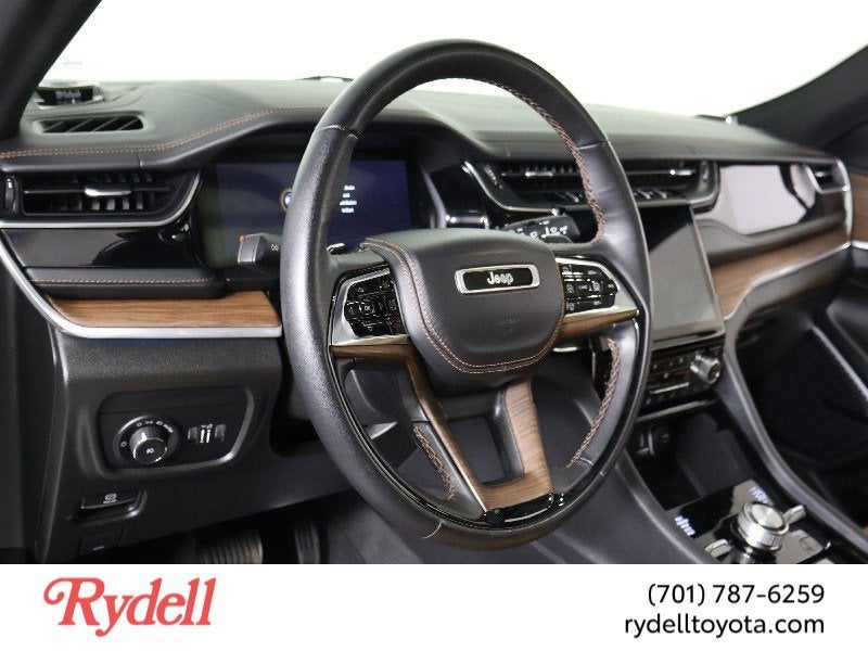 2023 Jeep Grand Cherokee L Summit