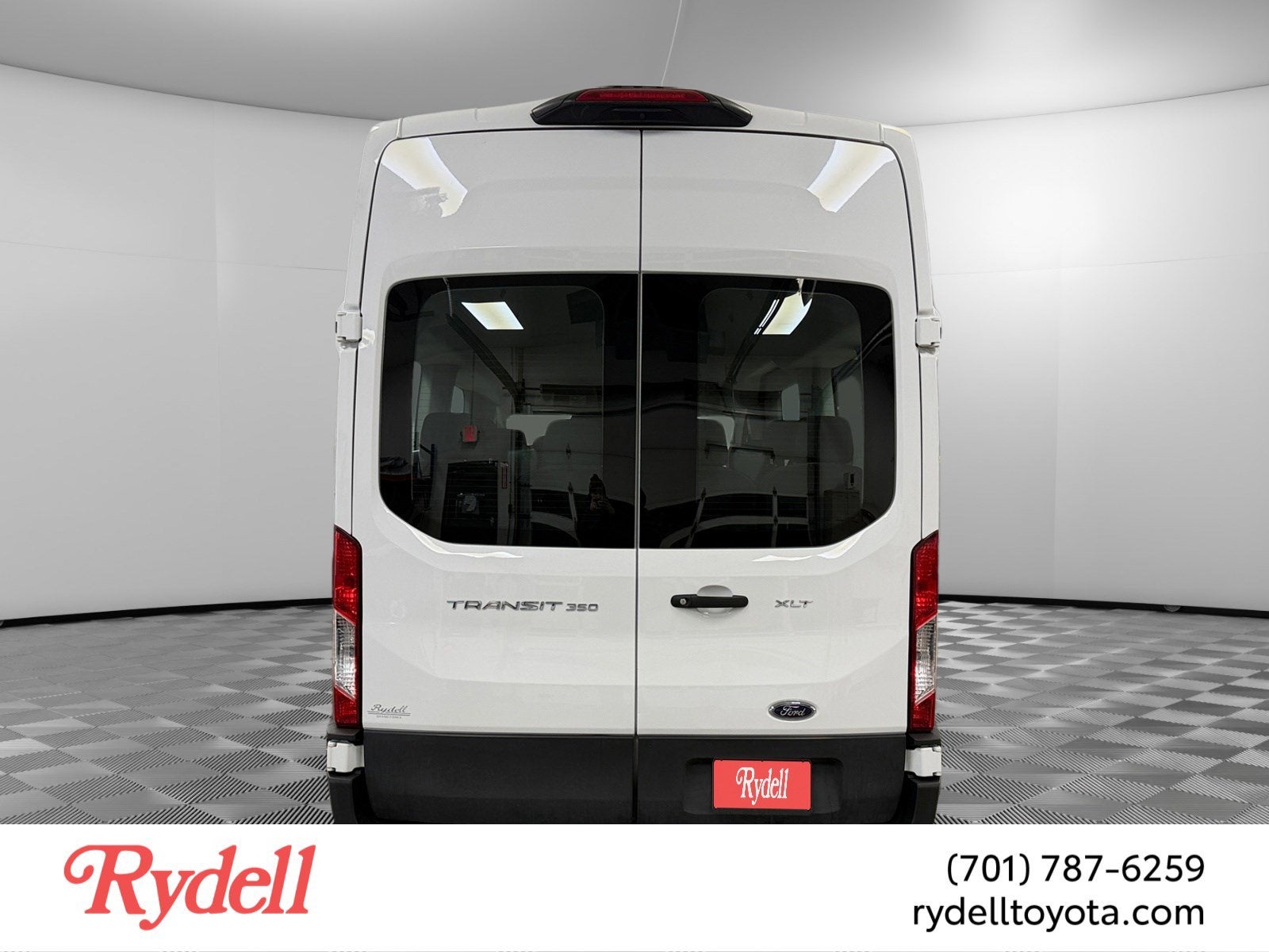 2022 Ford Transit Passenger Wagon XLT