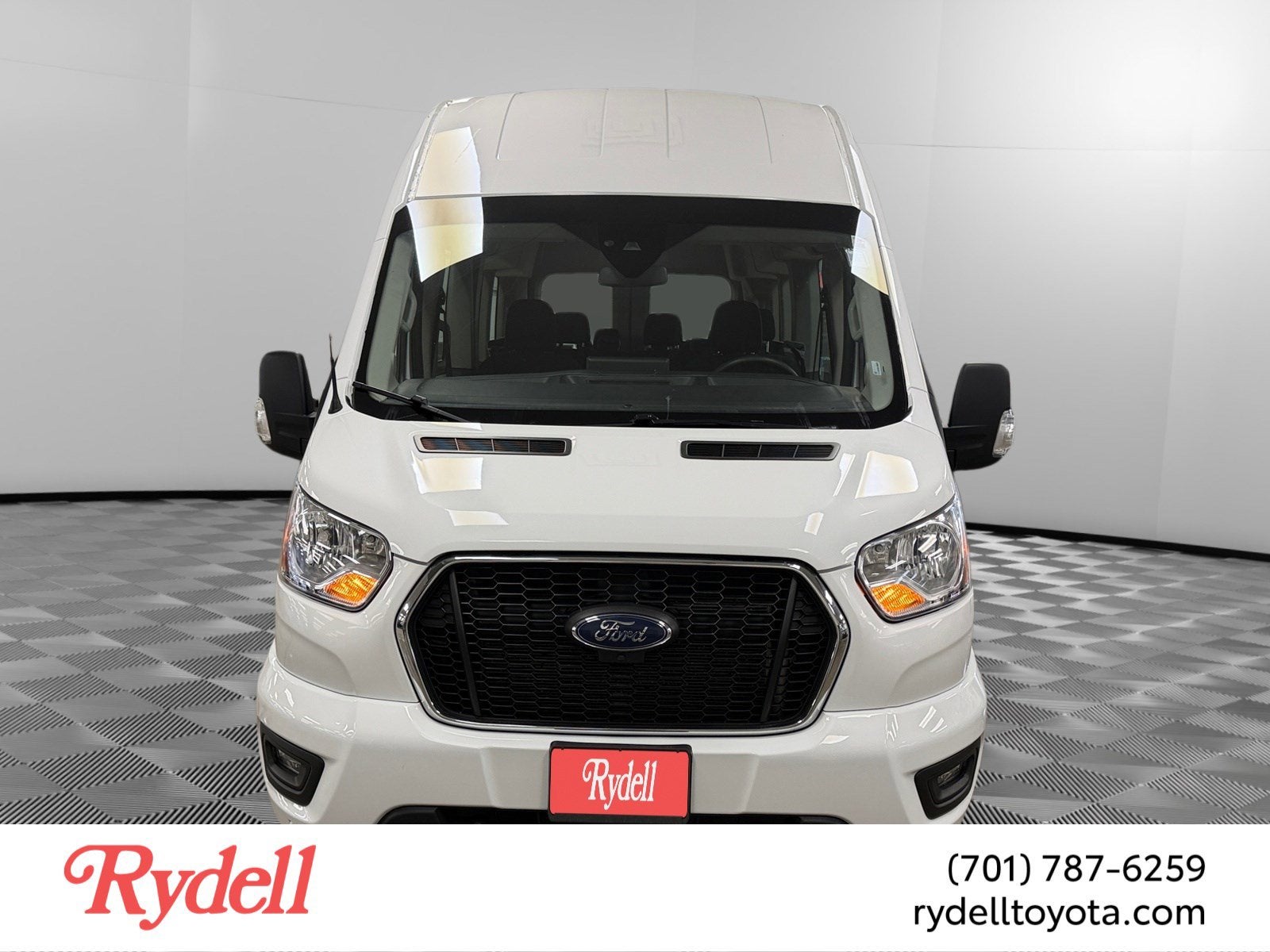 2022 Ford Transit Passenger Wagon XLT