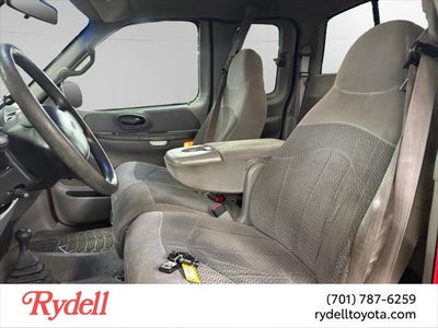 1999 Ford F-150 XLT