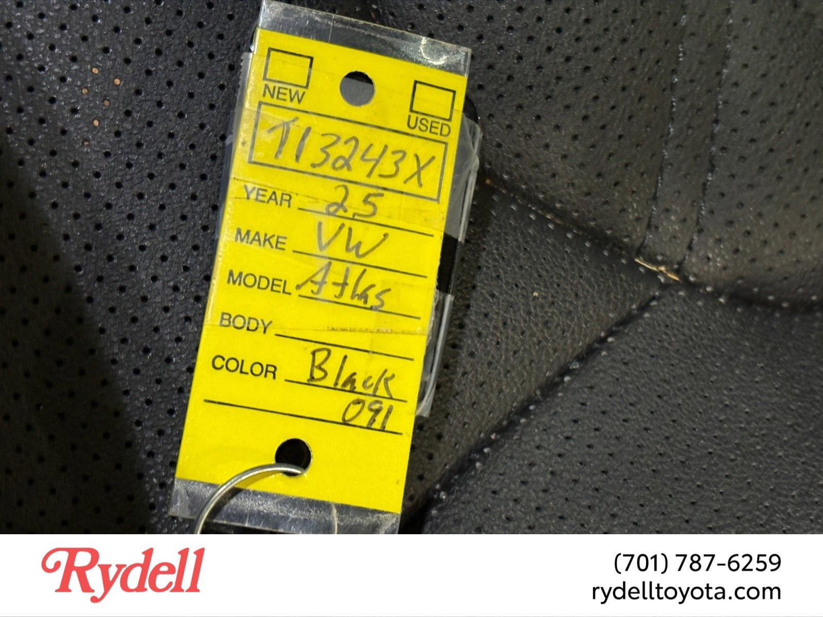 2025 Volkswagen Atlas 2.0T SE w/Technology