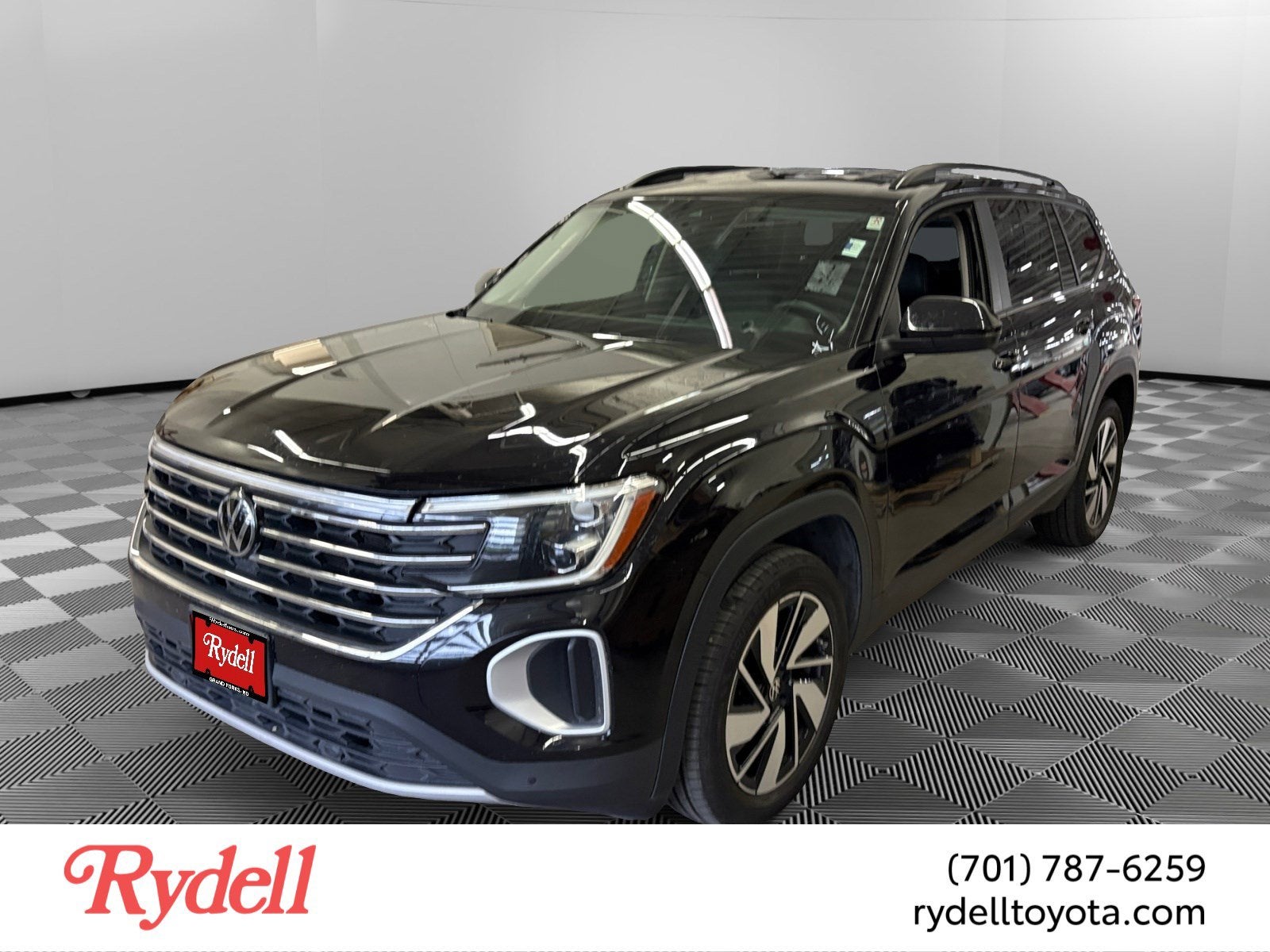 2024 Volkswagen Atlas 2.0T SE w/Technology
