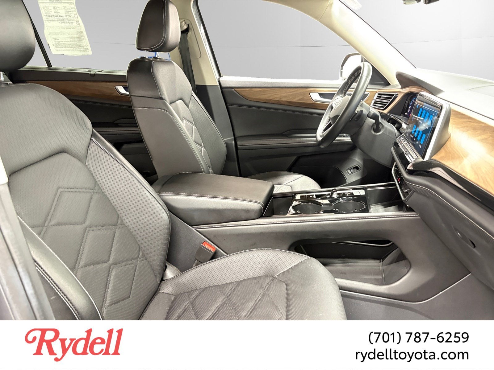 2024 Volkswagen Atlas 2.0T SE w/Technology