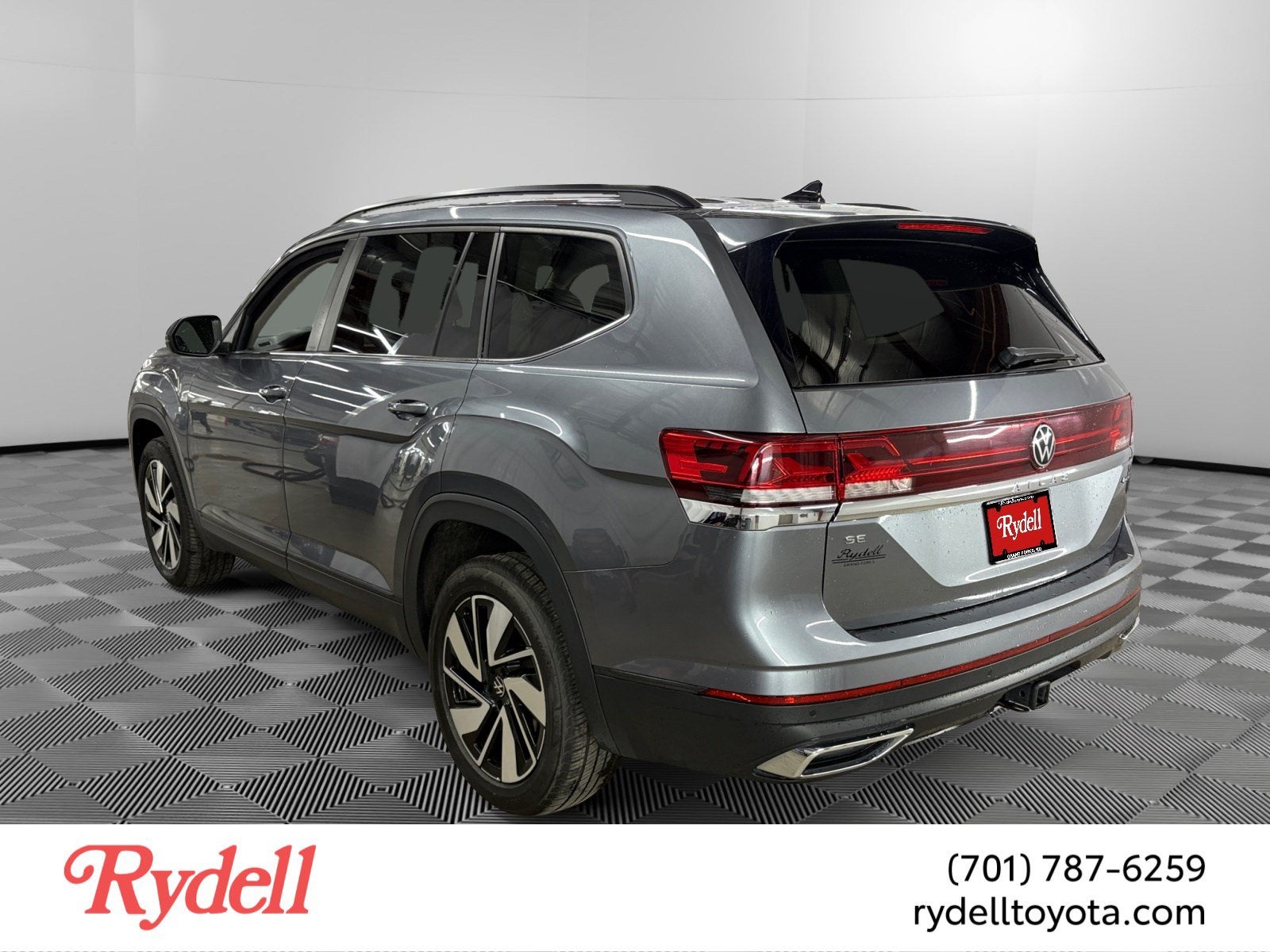 2024 Volkswagen Atlas 2.0T SE w/Technology