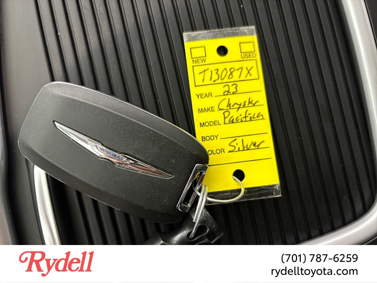 2023 Chrysler Pacifica Touring L