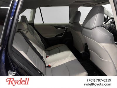 2022 Toyota RAV4 XLE Premium