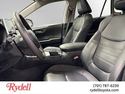 2025 Toyota RAV4 XLE Premium