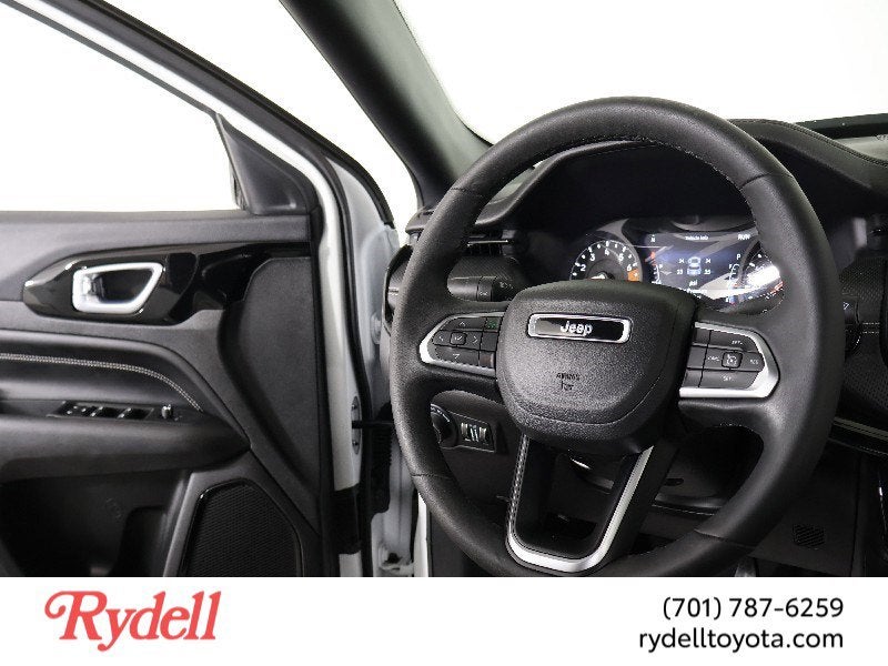 2023 Jeep Compass Altitude