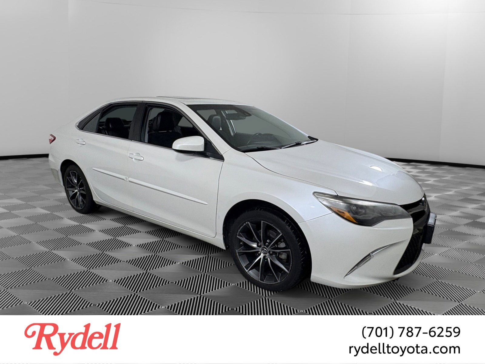 2015 Toyota Camry XSE