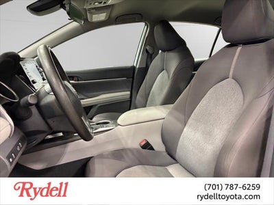 2022 Toyota Camry LE