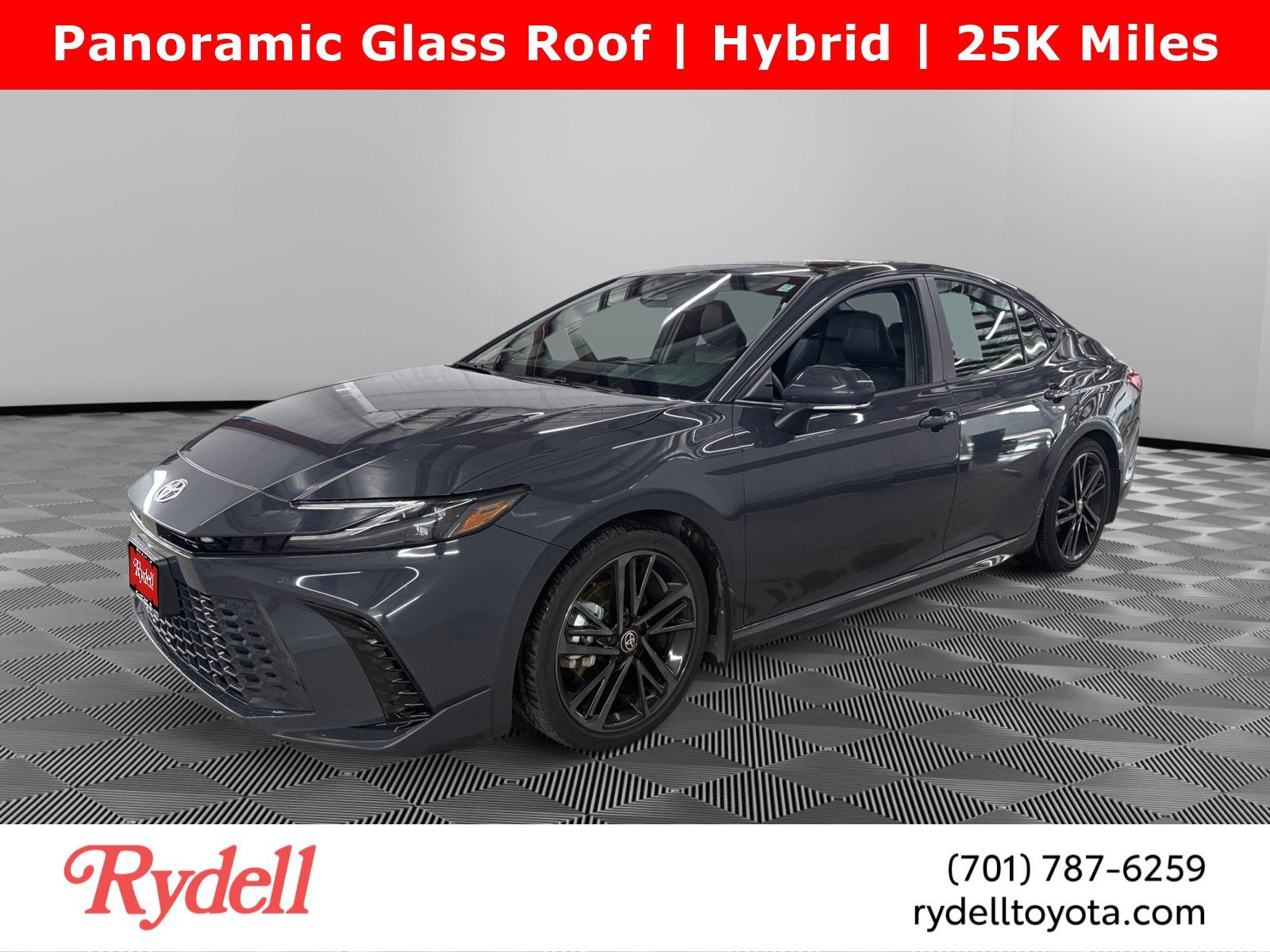 2025 Toyota Camry XSE Hyb