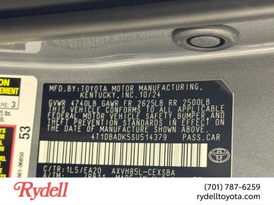 2025 Toyota Camry SE Hyb