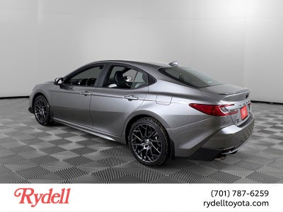 2025 Toyota Camry SE Hyb