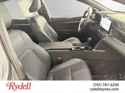 2025 Toyota Camry XSE Hyb