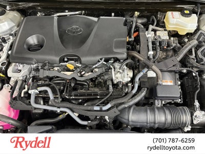 2022 Toyota Camry Hybrid XLE