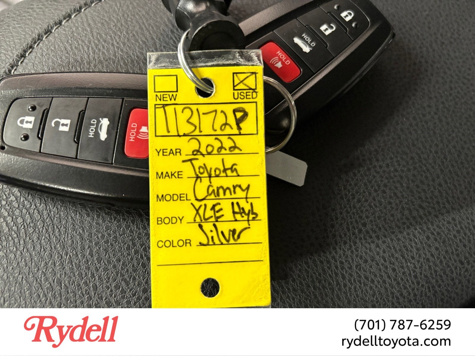 2022 Toyota Camry Hybrid XLE