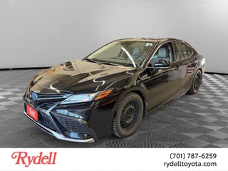 2022 Toyota Camry Hybrid XSE