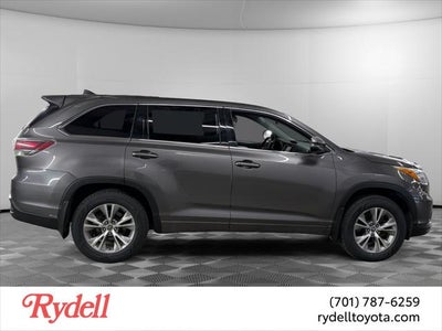 2016 Toyota Highlander LE