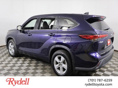 2022 Toyota Highlander LE