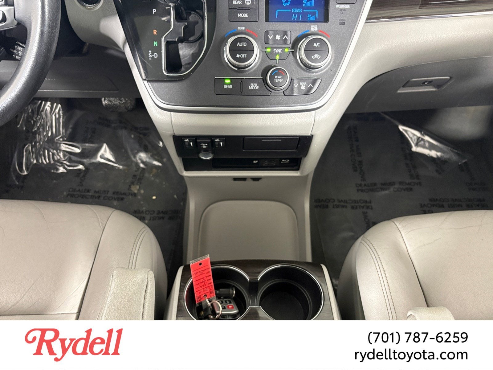 2020 Toyota Sienna XLE