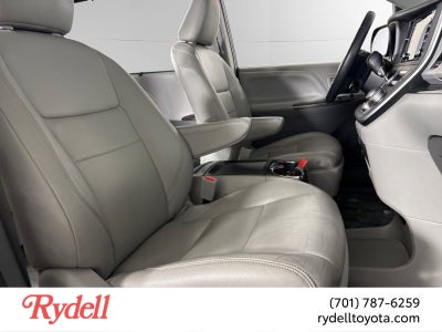 2020 Toyota Sienna XLE
