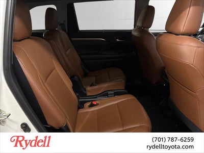 2019 Toyota Highlander Limited Platinum
