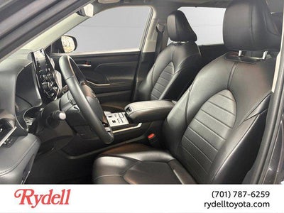 2021 Toyota Highlander XLE
