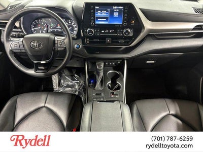 2021 Toyota Highlander XLE