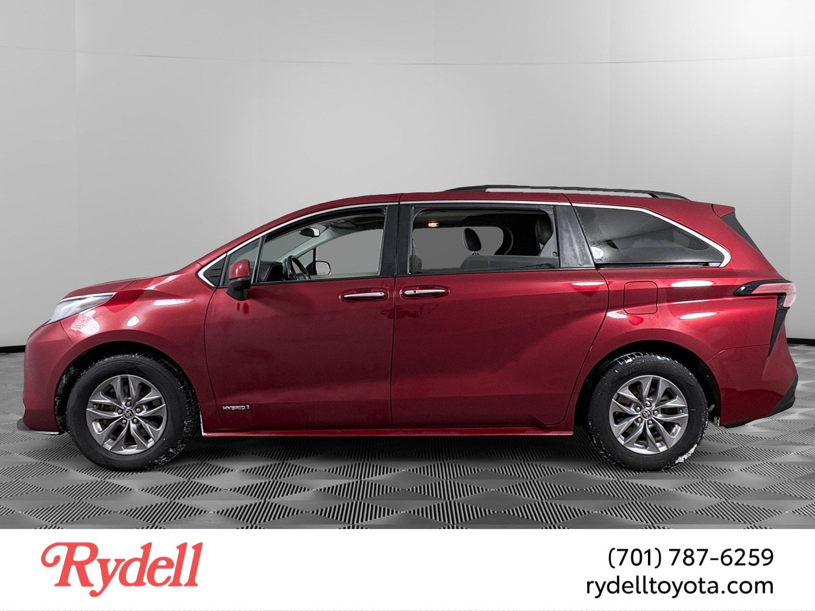 2021 Toyota Sienna XLE