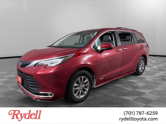 2021 Toyota Sienna XLE