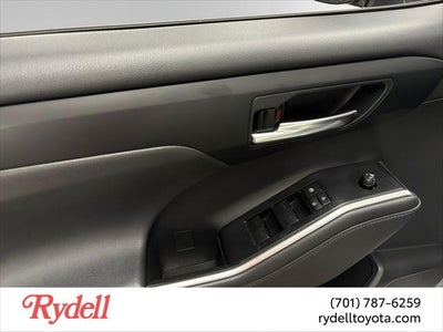 2022 Toyota Highlander XSE