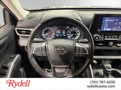 2023 Toyota Highlander LE