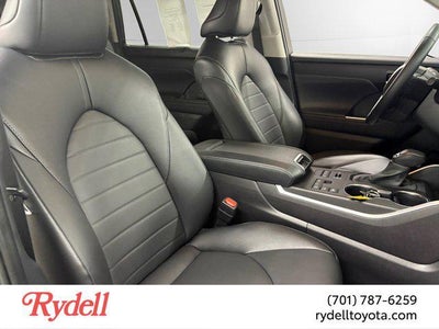 2024 Toyota Highlander XLE