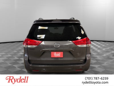 2013 Toyota Sienna LE