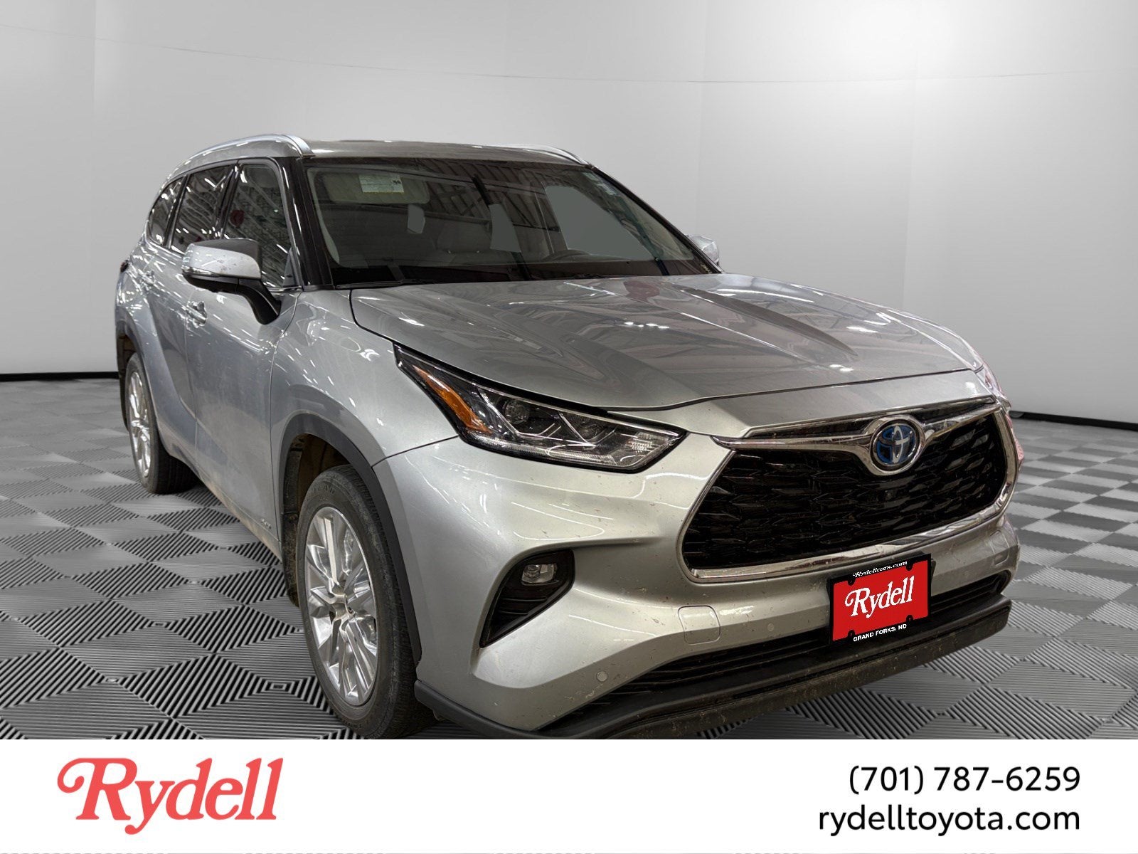 2024 Toyota Highlander Hybrid Limited