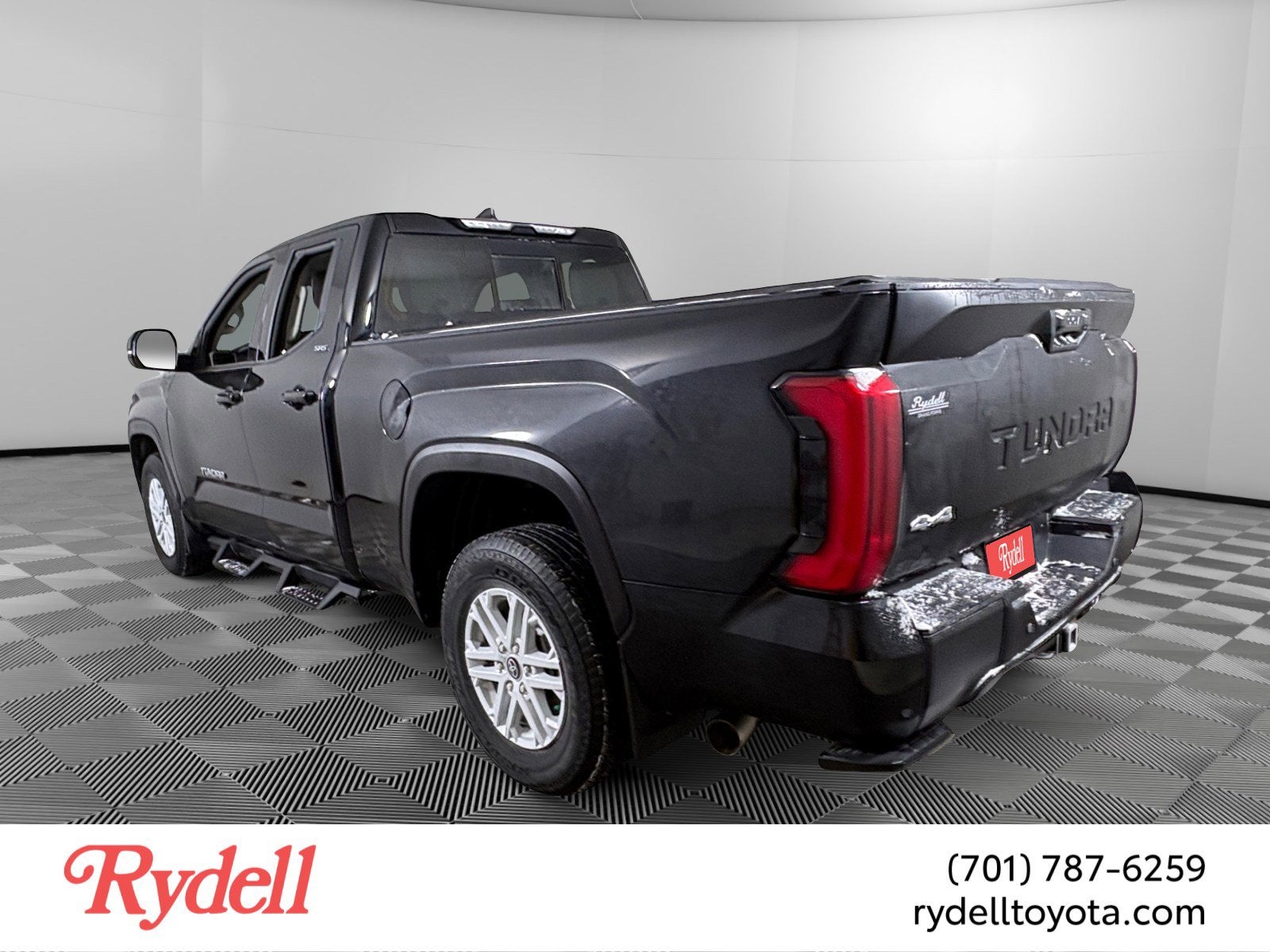 2024 Toyota Tundra 4WD SR5