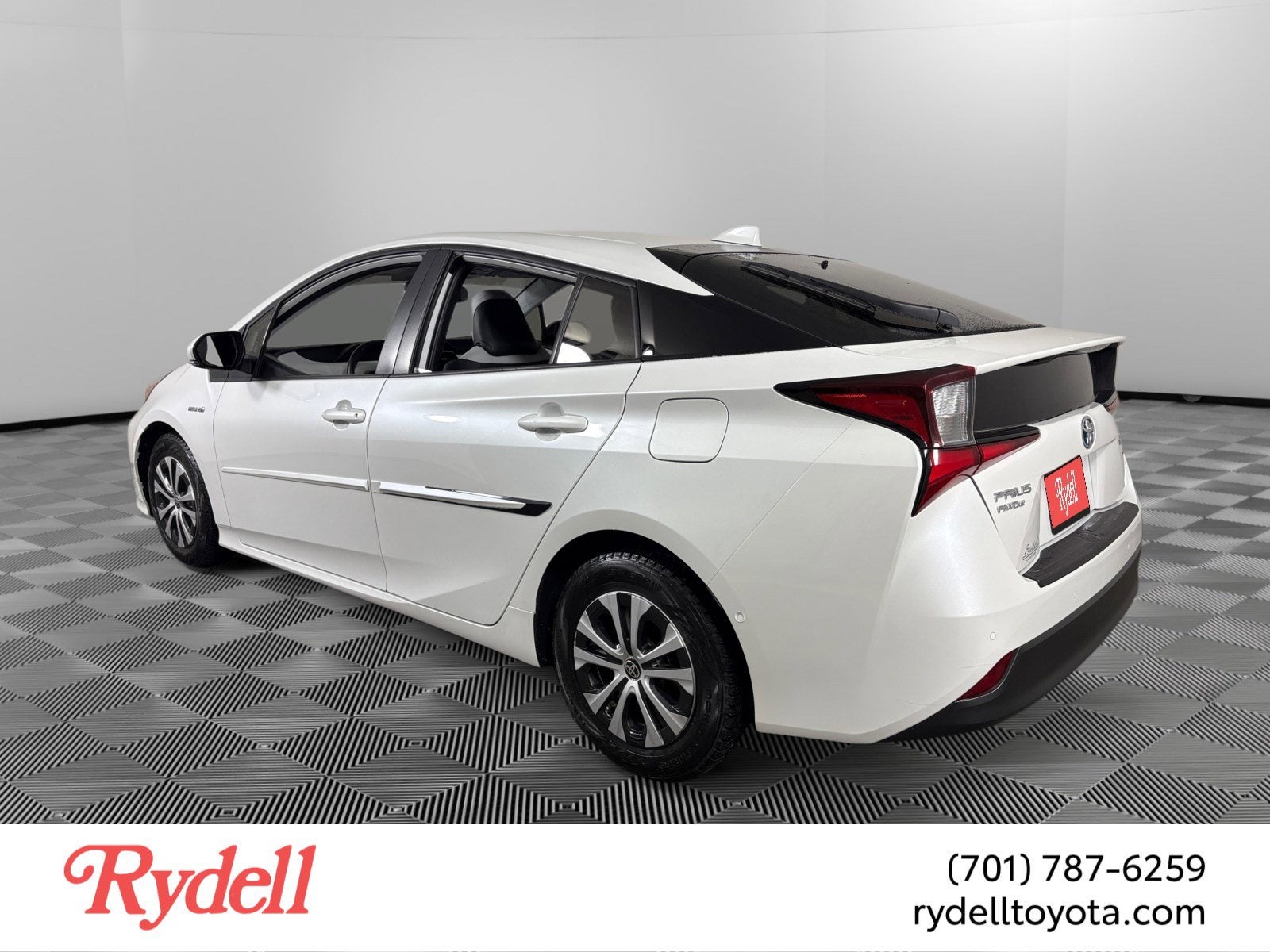 2022 Toyota Prius XLE