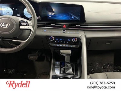 2025 Hyundai Elantra SEL Convenience