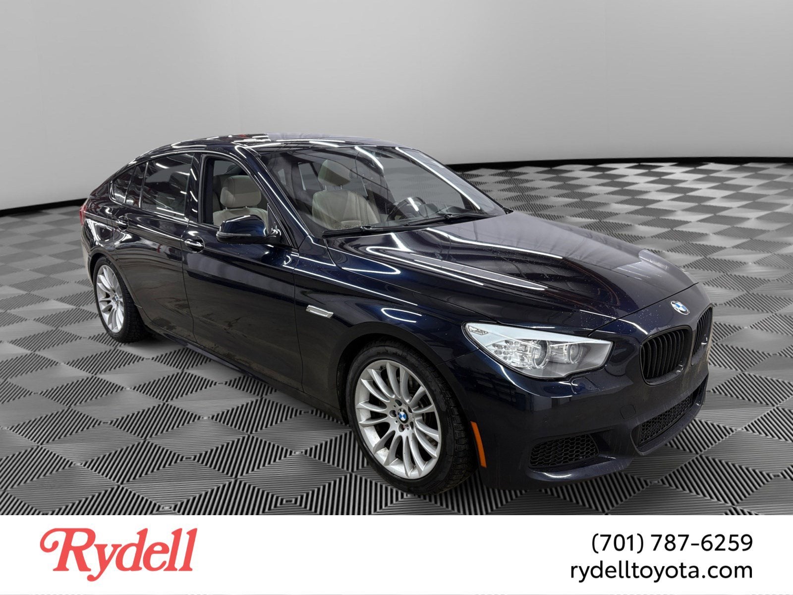 2014 BMW 5 Series Gran Turismo 535i