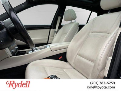 2014 BMW 5 Series Gran Turismo 535i