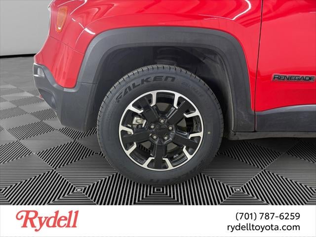 2023 Jeep Renegade Trailhawk