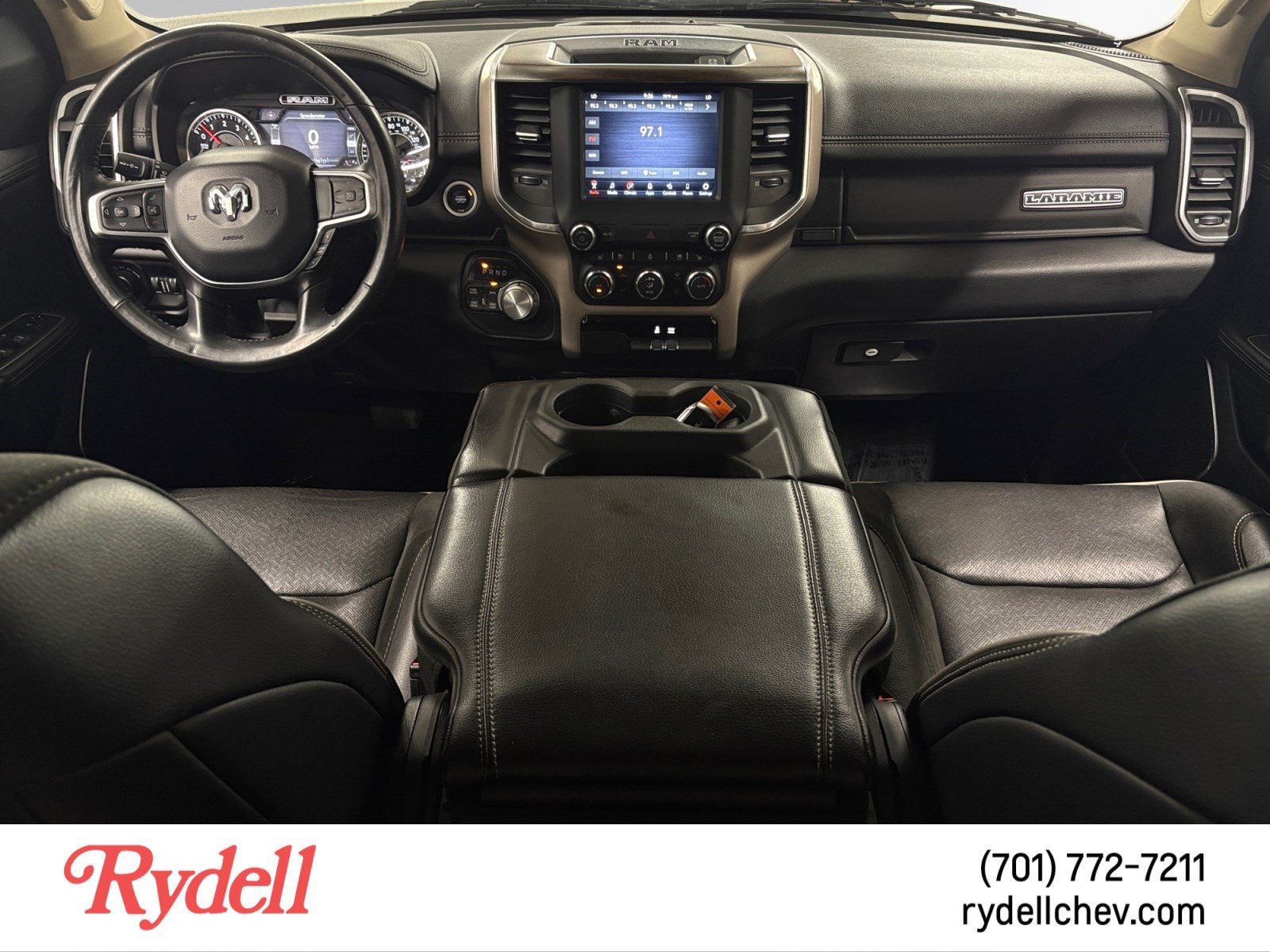 2021 RAM 1500 Laramie Crew Cab 4x4 5'7" Box