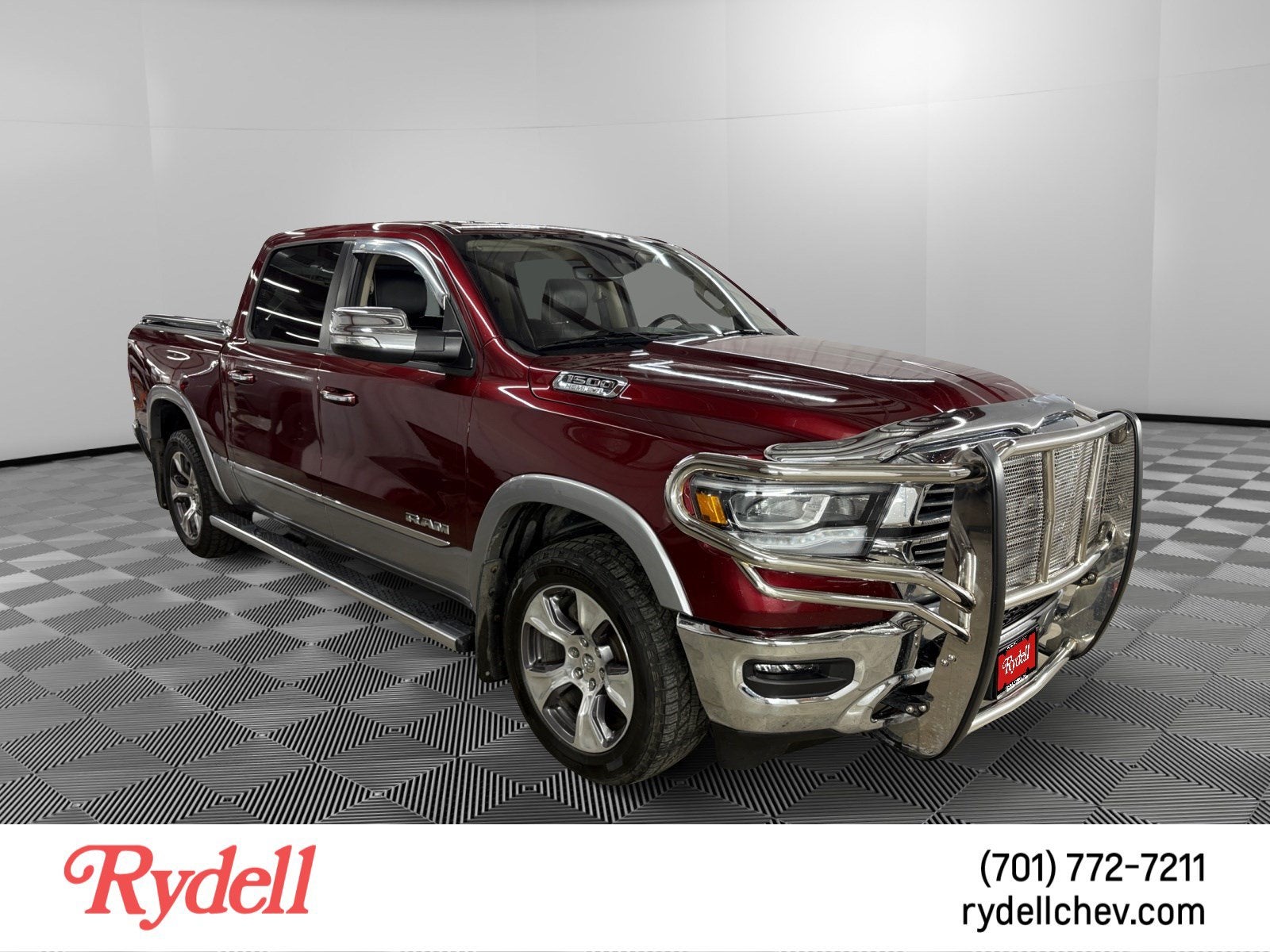 2021 RAM 1500 Laramie Crew Cab 4x4 5'7" Box