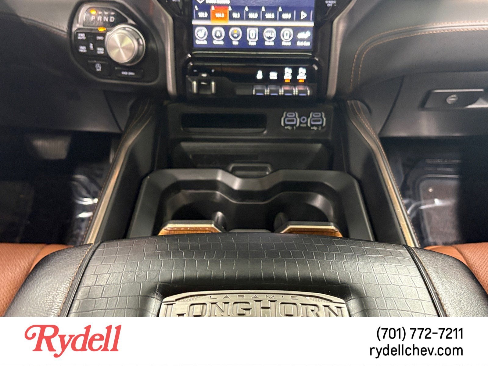 2020 RAM 1500 Laramie Longhorn Crew Cab 4x4 6'4" Box