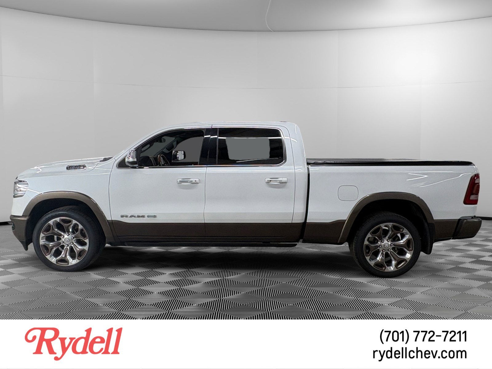 2020 RAM 1500 Laramie Longhorn Crew Cab 4x4 6'4" Box