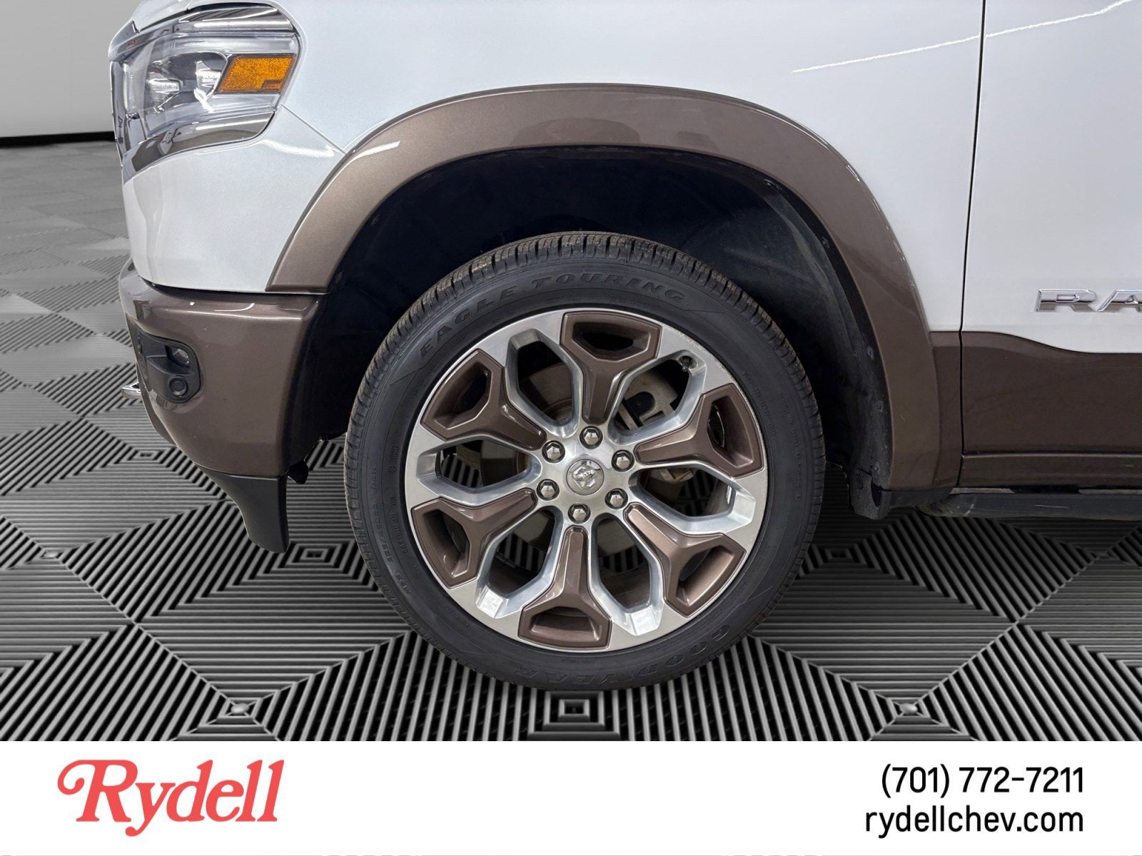 2020 RAM 1500 Laramie Longhorn Crew Cab 4x4 6'4" Box