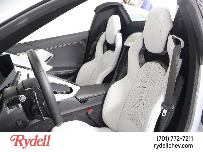 2023 Chevrolet Corvette Stingray 2LT