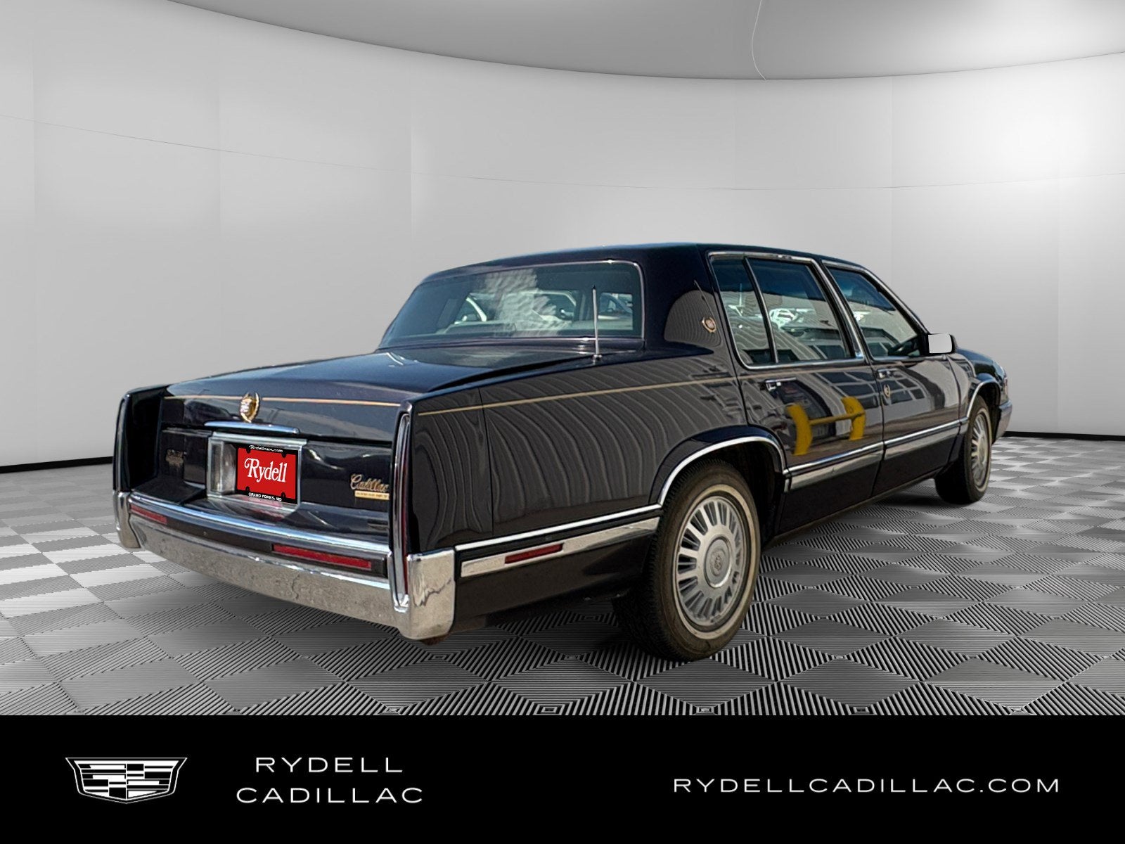 1992 Cadillac DeVille Standard